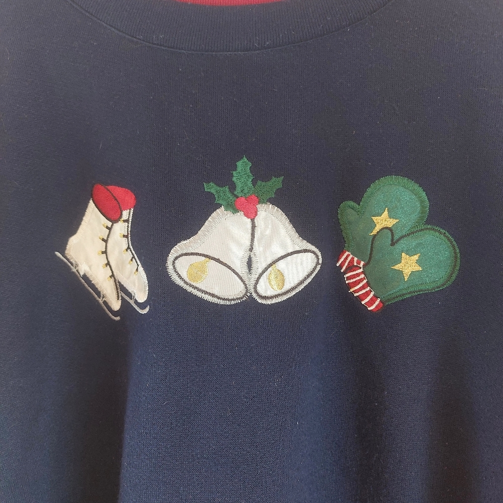 Basic Editions Christmas Sweater - image 3